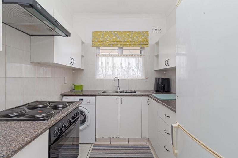 2 Bedroom Property for Sale in Fish Hoek Western Cape